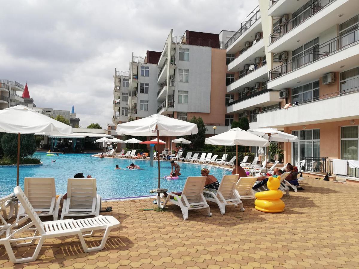 Apartment Daisy Grand Kamelia Sunny Beach Esterno foto