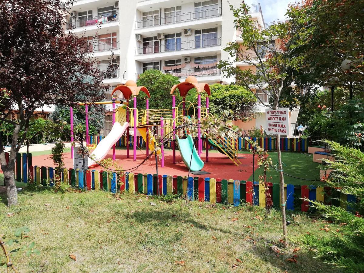 Apartment Daisy Grand Kamelia Sunny Beach Esterno foto